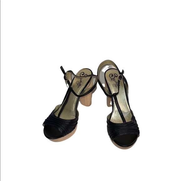 Seychelles black strapped Leather heels. Size 10 - Picture 3 of 8